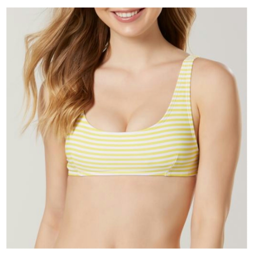 LAST CHANCE - Scoop Neck Swimsuit Bikini Top